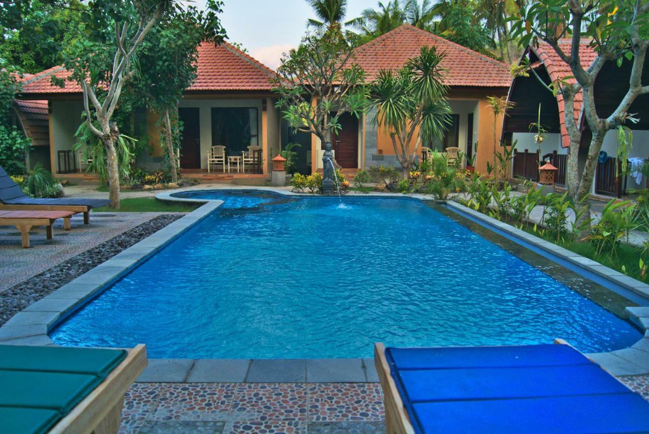 Ghamed Sari Hotel Exterior photo