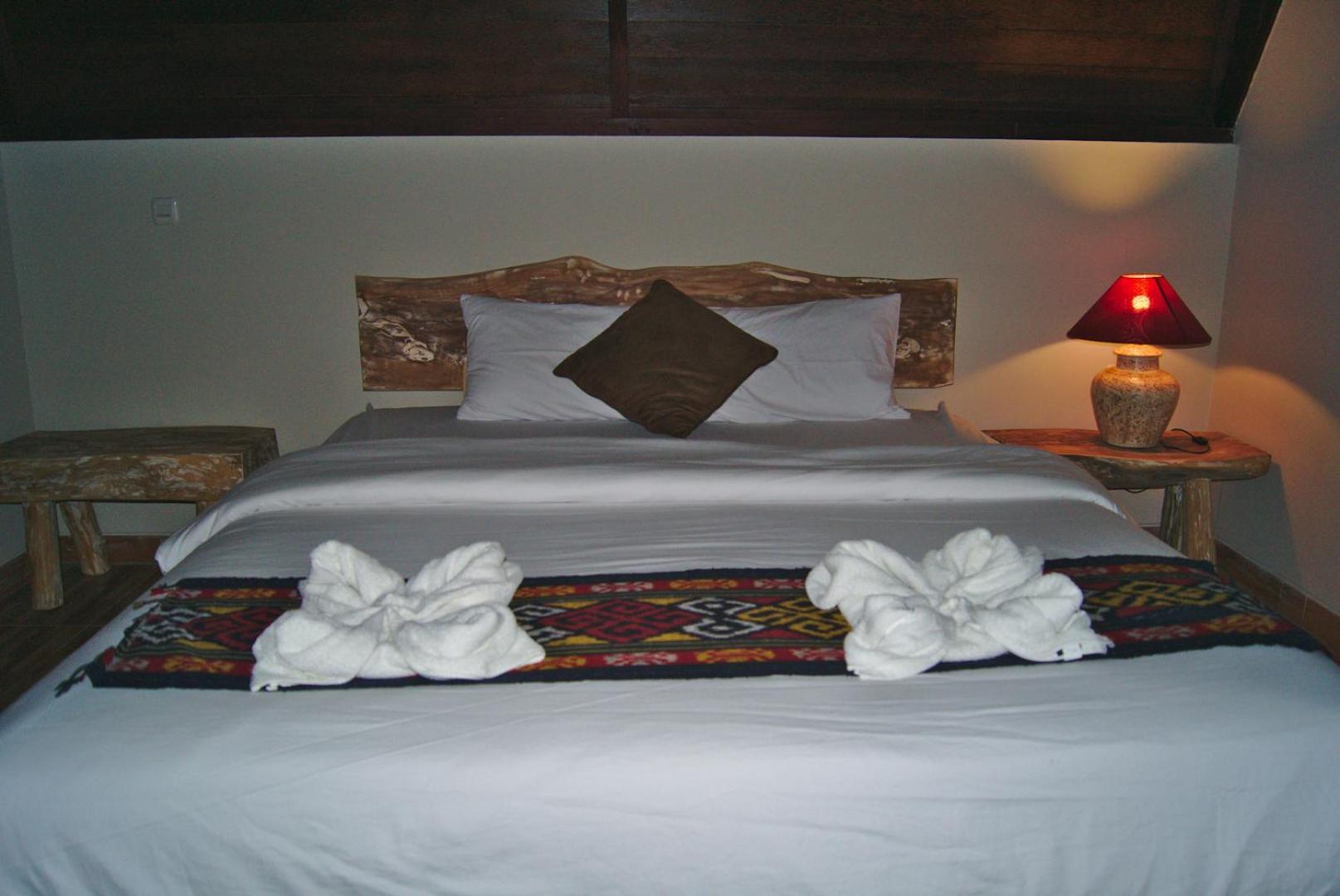 Ghamed Sari Hotel Exterior photo